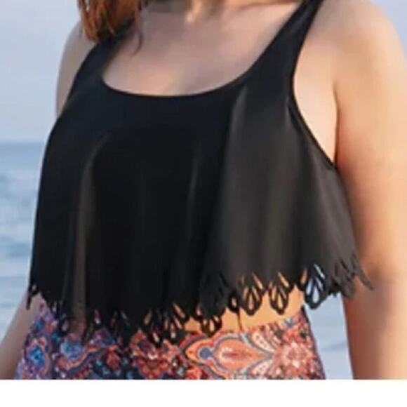 Size 14 - 16 1x adjustable laser it in black swim BIKINI TOP ONLY - Picture 2 of 5